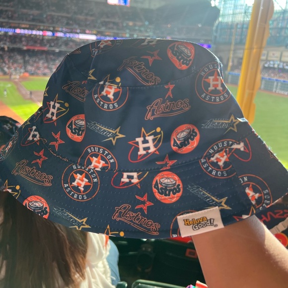 Houston Astros bucket hat. Logo throughout time. - Picture 2 of 2